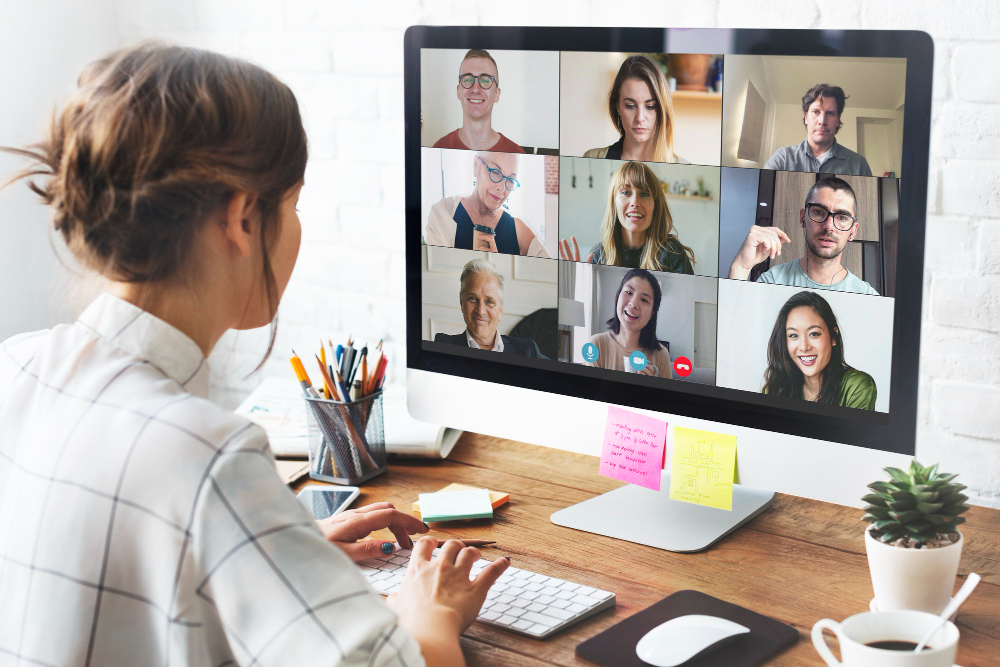 une personne se formant en ligne